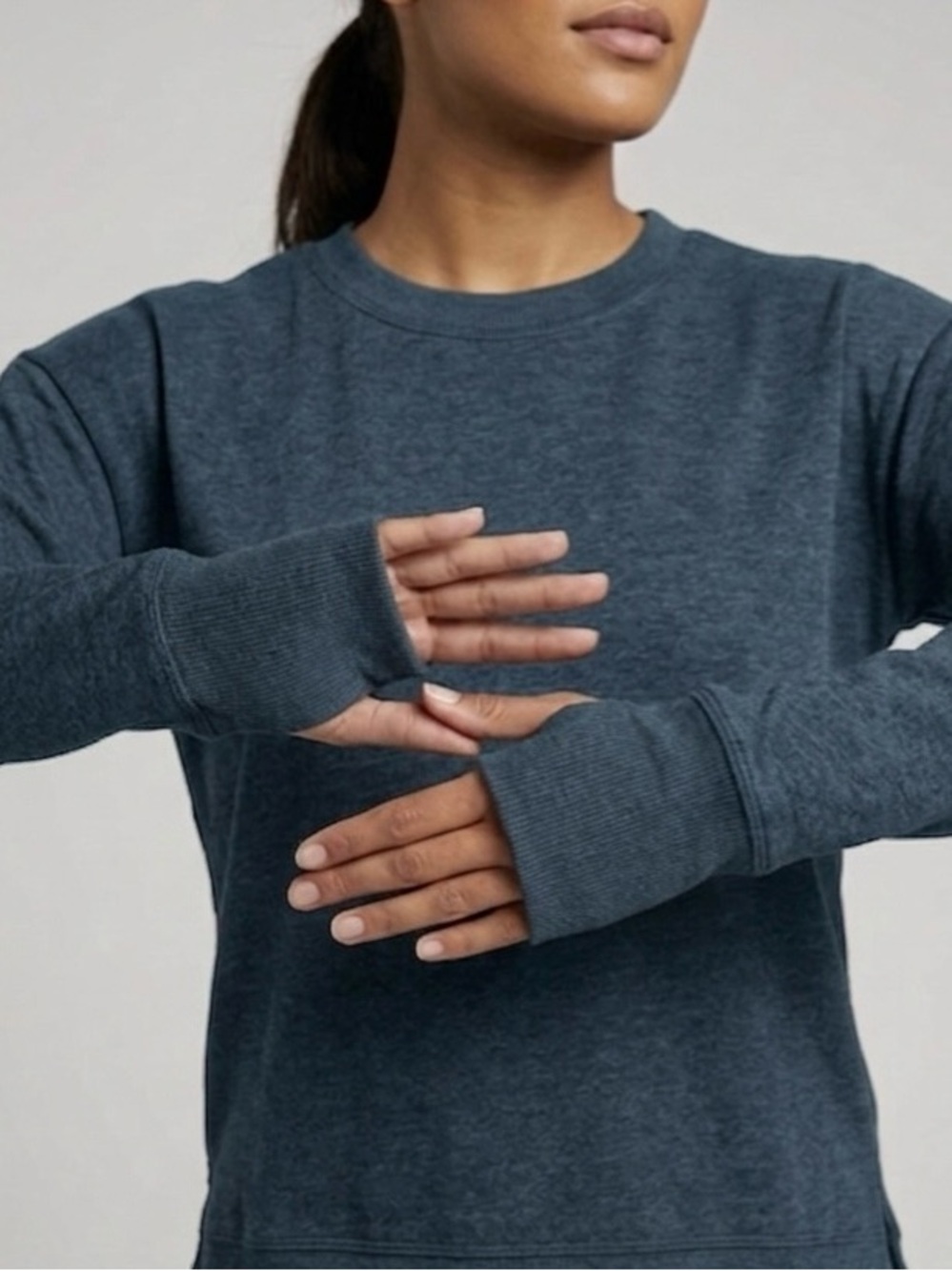 NWT Bench Blue Long Sleeve Top with Thumbholes Size XL